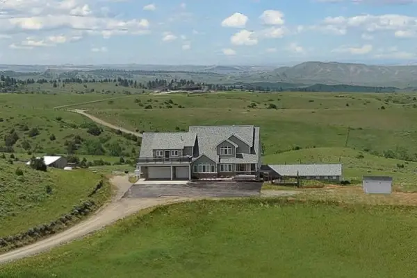 2587 Sage Mountain Rd, Billings, MT 59101