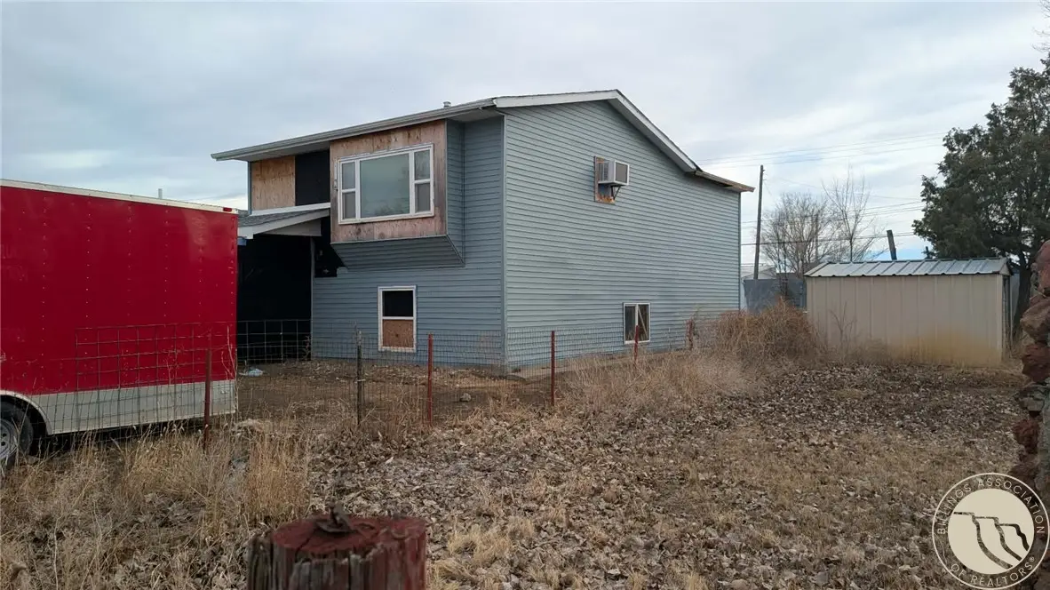 711 and 713 N Oneil Avenue, Glendive, MT 59330 - #1