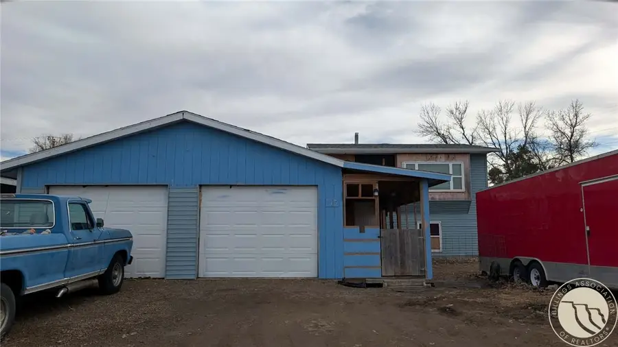 711 and 713 N Oneil Avenue, Glendive, MT 59330 - #2