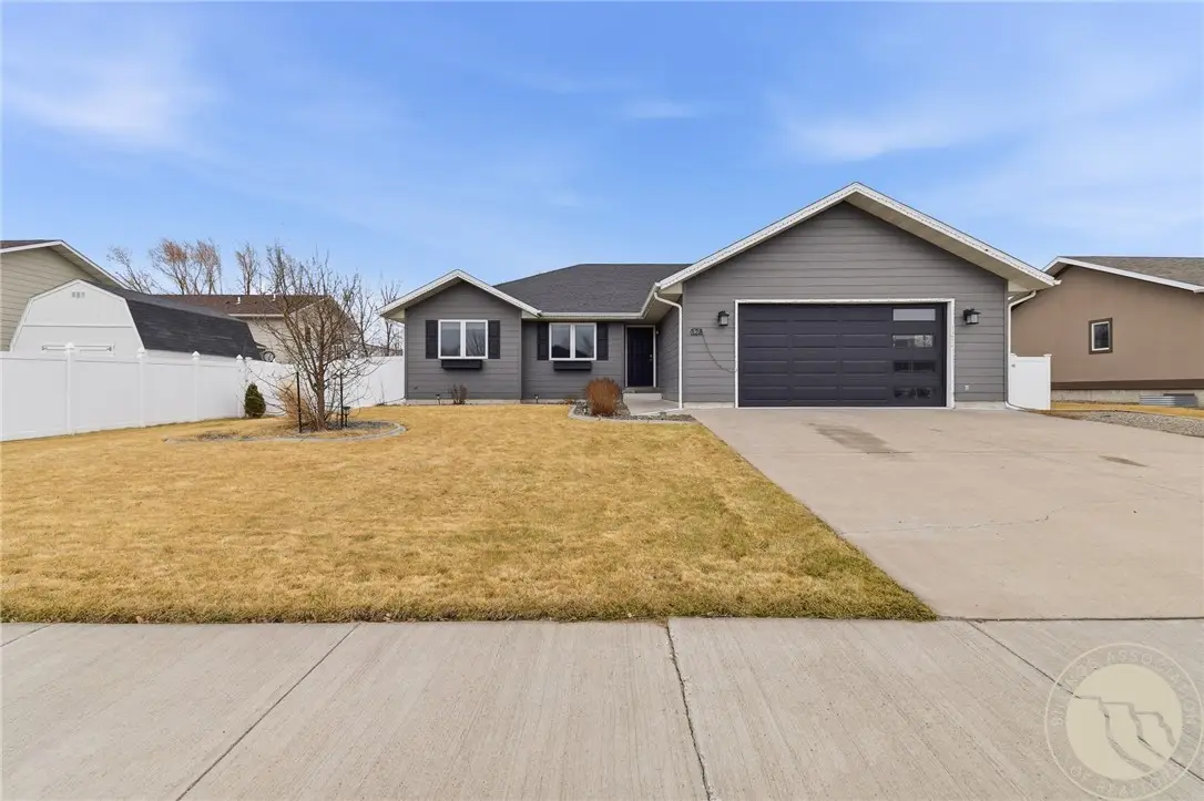 328 35th Avenue Ne, Great Falls, MT 59404 - #1
