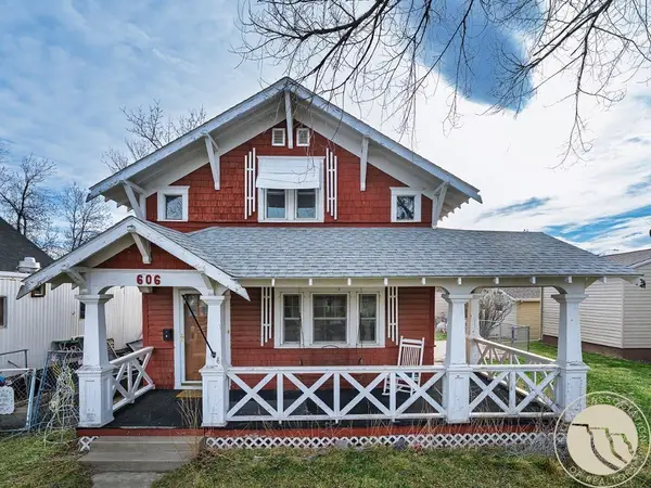 606 3rd Street W, Roundup, MT 59072