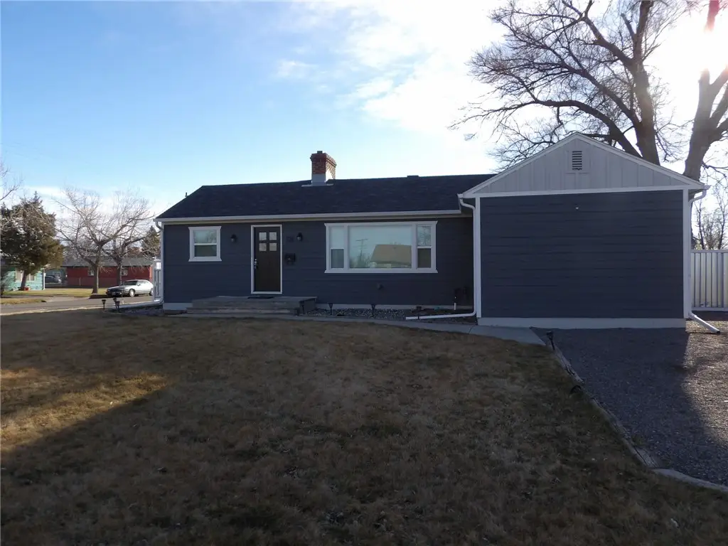 721 N Choteau Avenue, Hardin, MT 59034 - #1