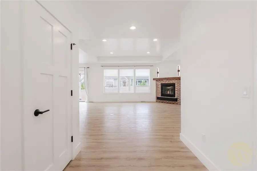 2514 Mountain Range Ct, Billings, MT 59106 - #2