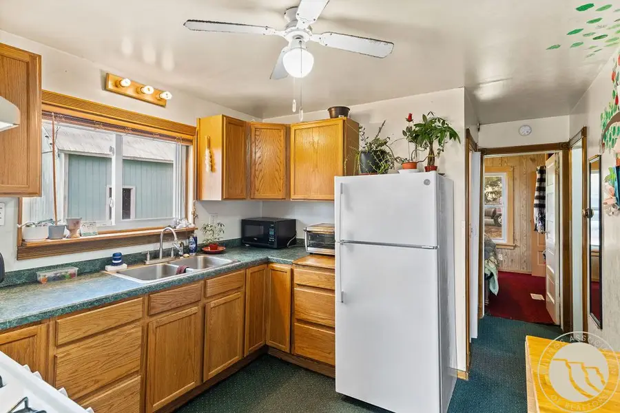 402 Second Avenue W, Ryegate, MT 59074 - #3