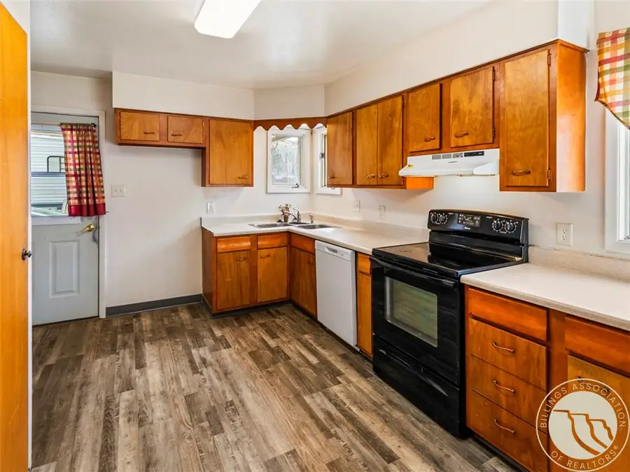 21 & 23 S Woodard Avenue #2 -HOMES For Price of One, Absarokee, MT 59001 - #3