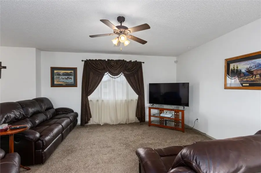 3902 Chamberlain Drive, Billings, MT 59101 - #3