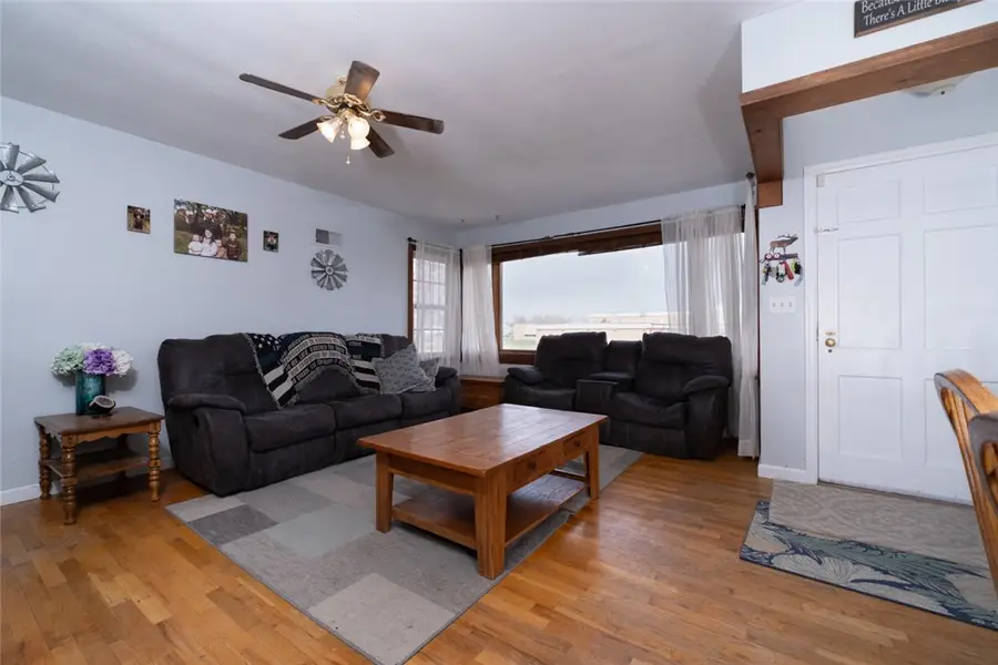 810 1st Avenue, Laurel, MT 59044 - #3