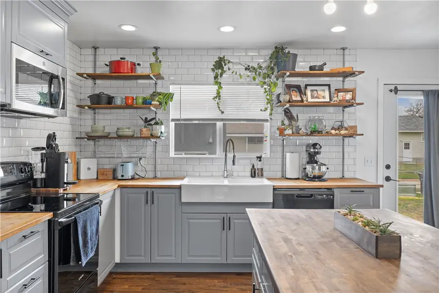 2020 Lewis Avenue, Billings, MT 59102 - #3