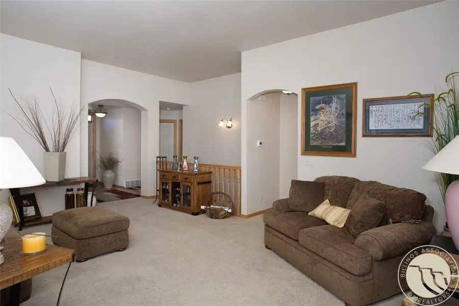 361 Stonegate Cir, Billings, MT 59102 - #2