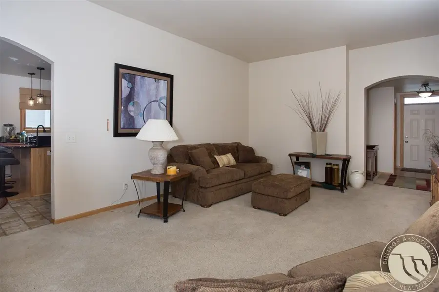 361 Stonegate Cir, Billings, MT 59102 - #3