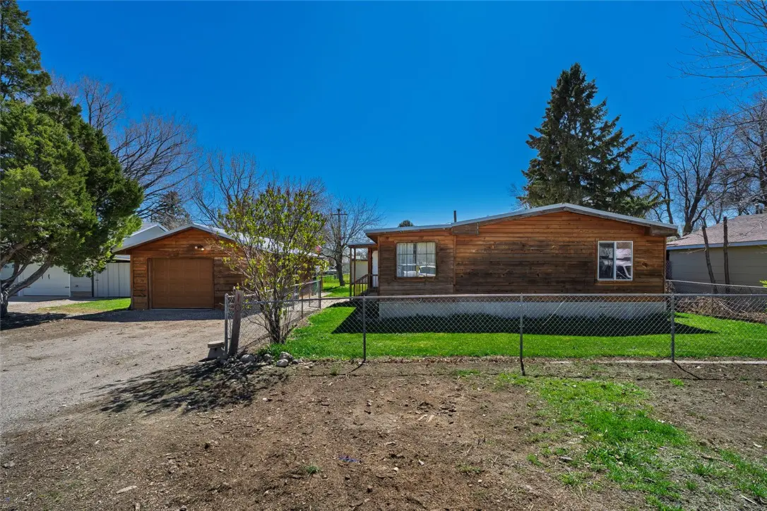 106 1st Ave Se, Park City, MT 59063 - #1