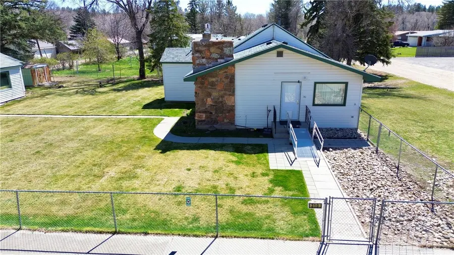 310 W Carbon Avenue, Joliet, MT 59041 - #3