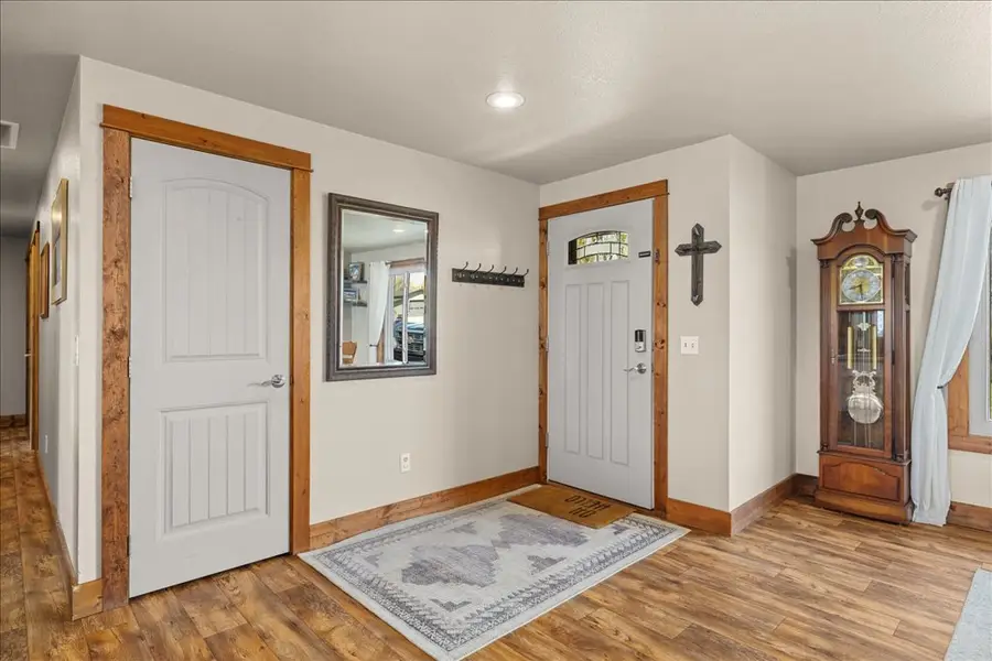 3227 S 74th Street W, Billings, MT 59106 - #3