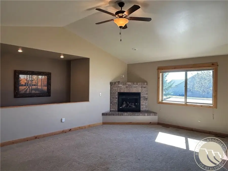 5842 Foxtail Lane, Billings, MT 59106 - #2