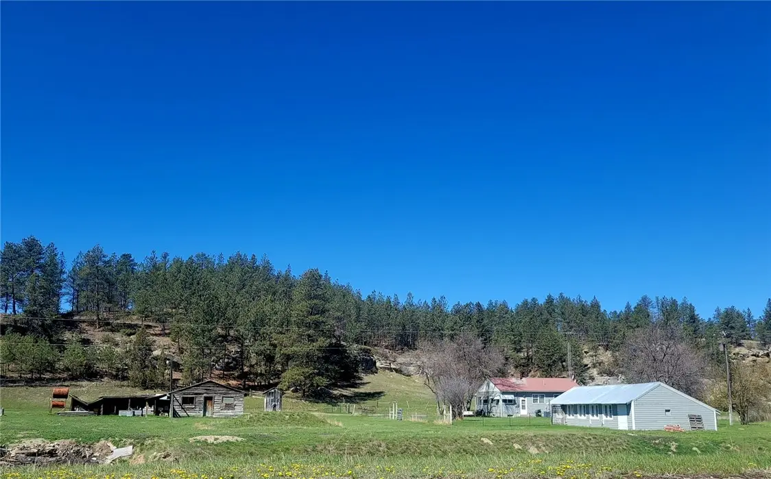 32 Montana Street #32, Roundup, MT 59072 - #1