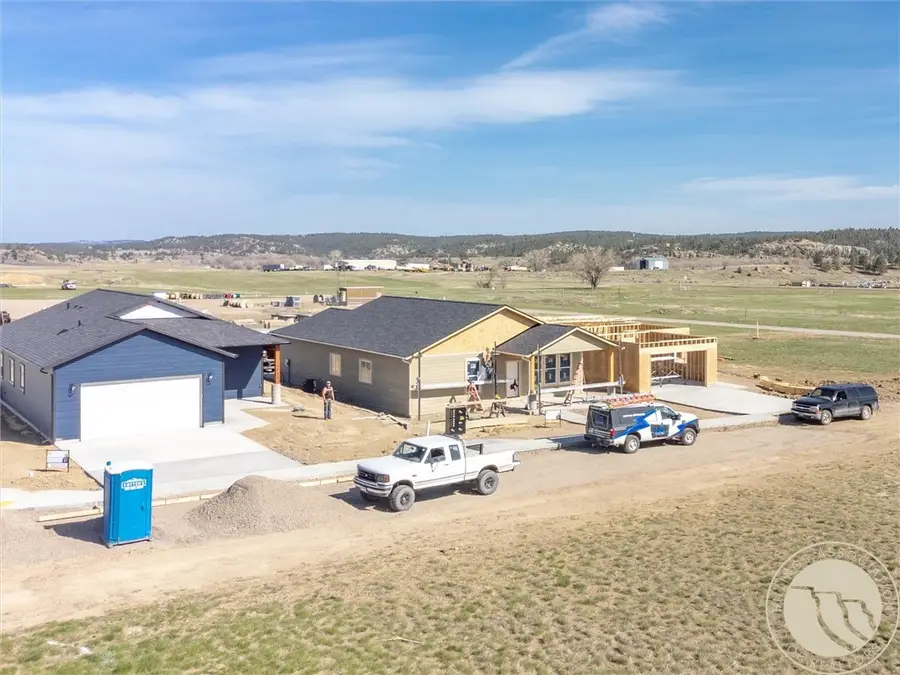 1016 5th St E, Roundup, MT 59072 - #3
