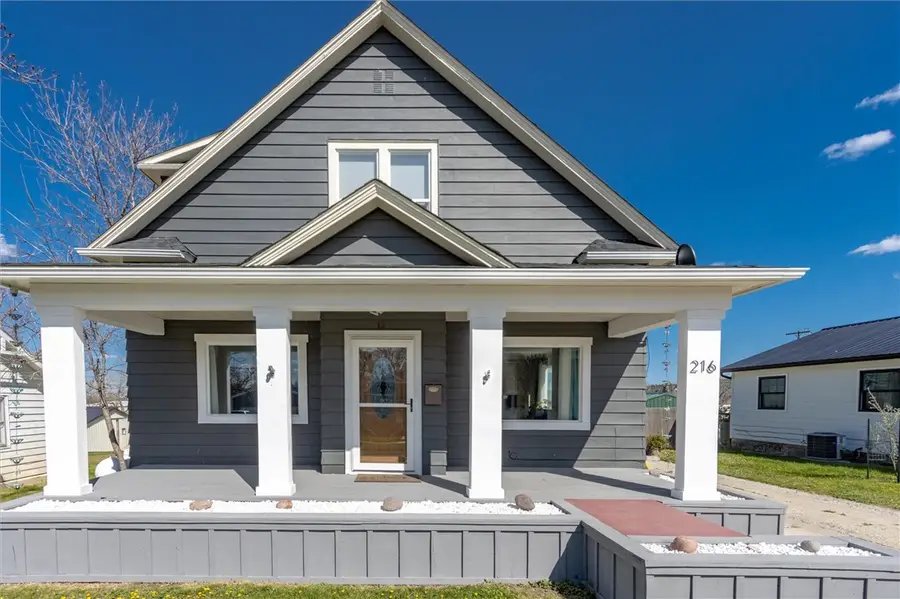 216 2nd Street W, Roundup, MT 59072 - #2