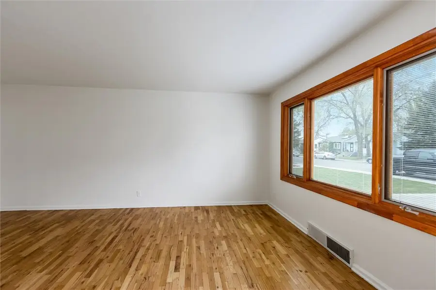 1729 Avenue E, Billings, MT 59102 - #2