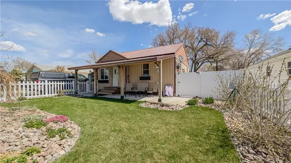 516 Montana Avenue, Fairview, MT 59221