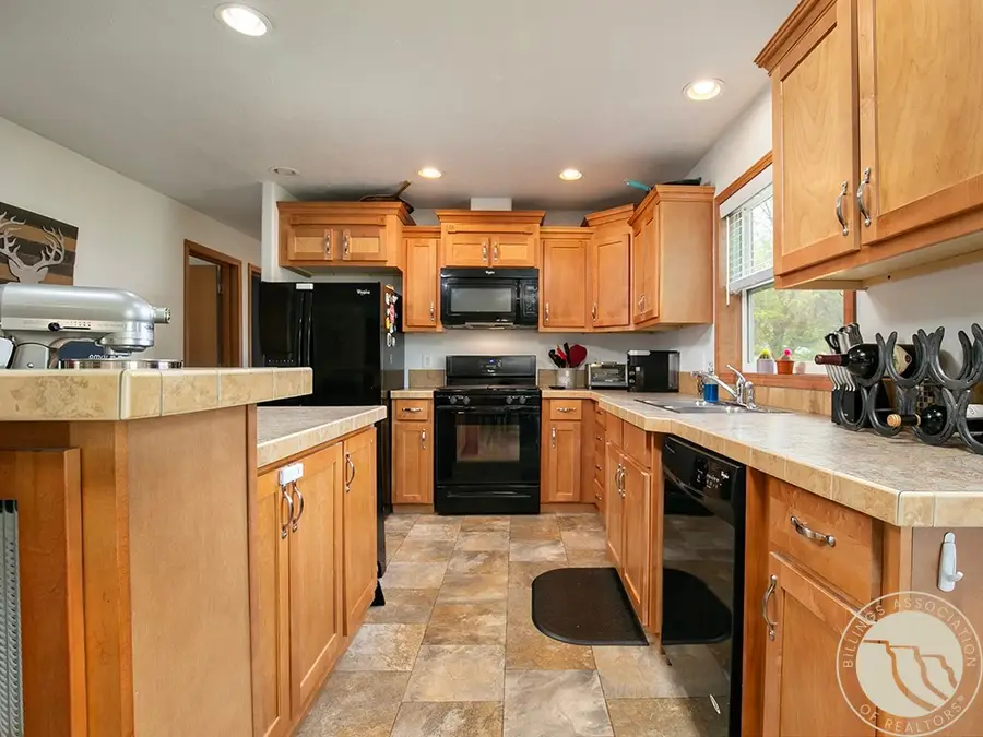 3505 Howard Avenue, Billings, MT 59102 - #2