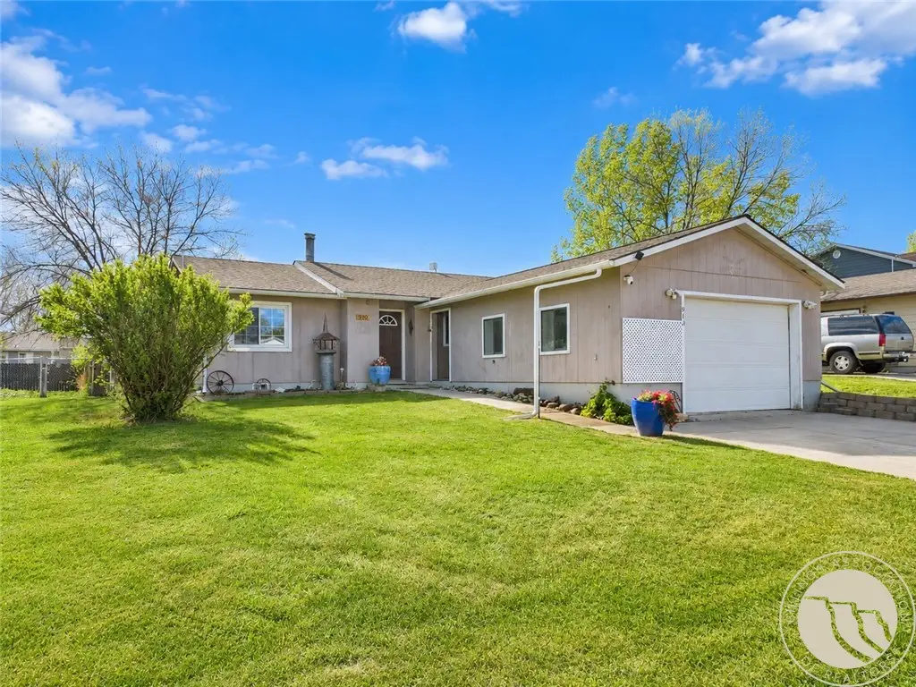 910 10th Avenue, Laurel, MT 59044 - #1