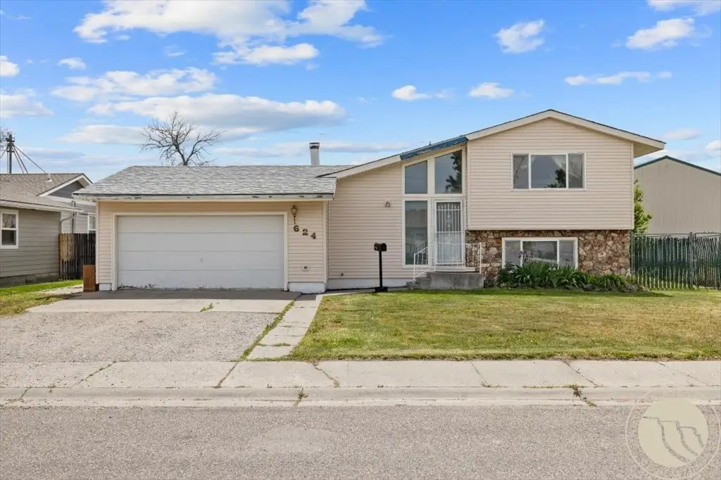 624 1st Street S, Hardin, MT 59034 - #1