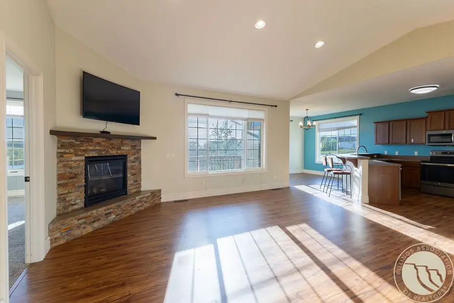 3442 Castle Pines Drive, Billings, MT 59101 - #3