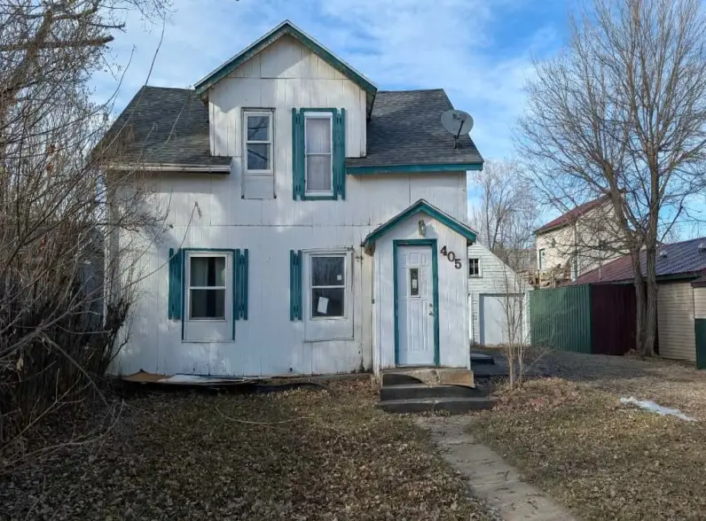 405 W 4th Street, Fairview, MT 59221 - #1