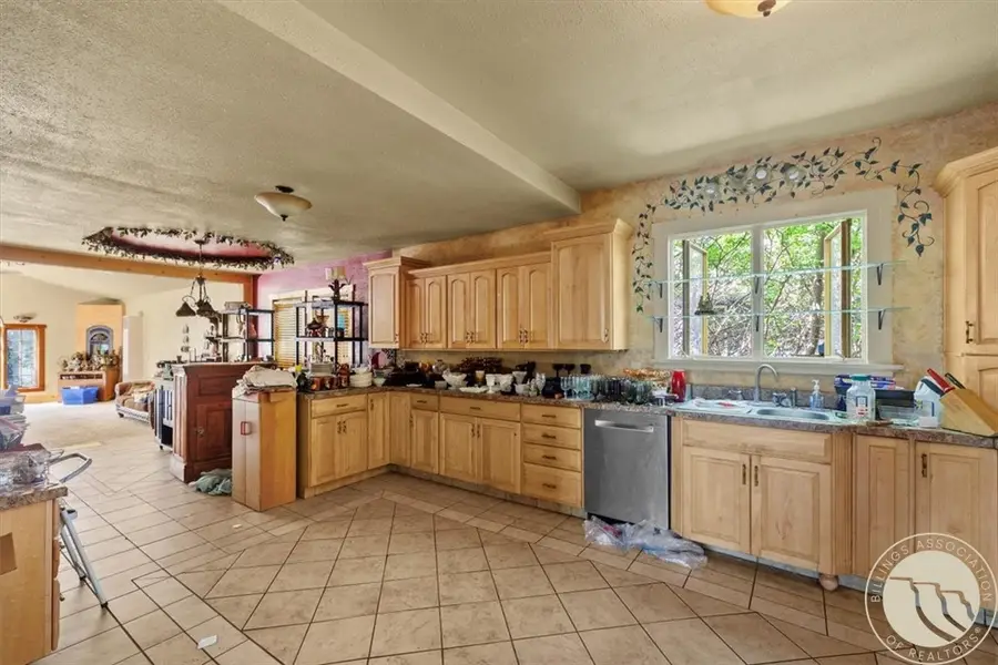 337 N 5th Street, Columbus, MT 59019 - #2