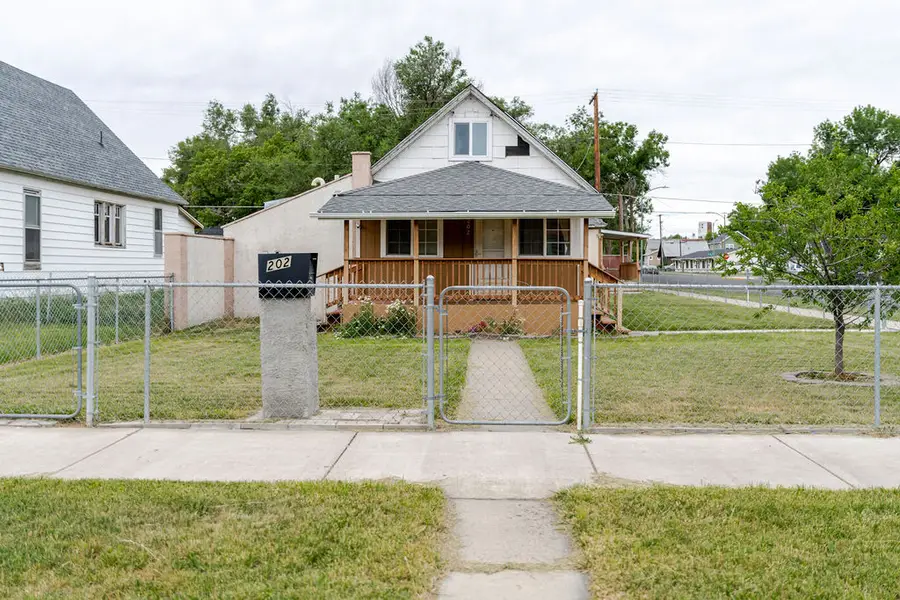 202 S 30th Street, Billings, MT 59101 - #3