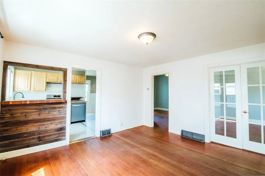 317 S Adams Avenue, Red Lodge, MT 59068 - #3