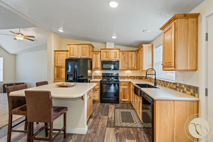 101 S 2nd Street, Roberts, MT 59070 - #3