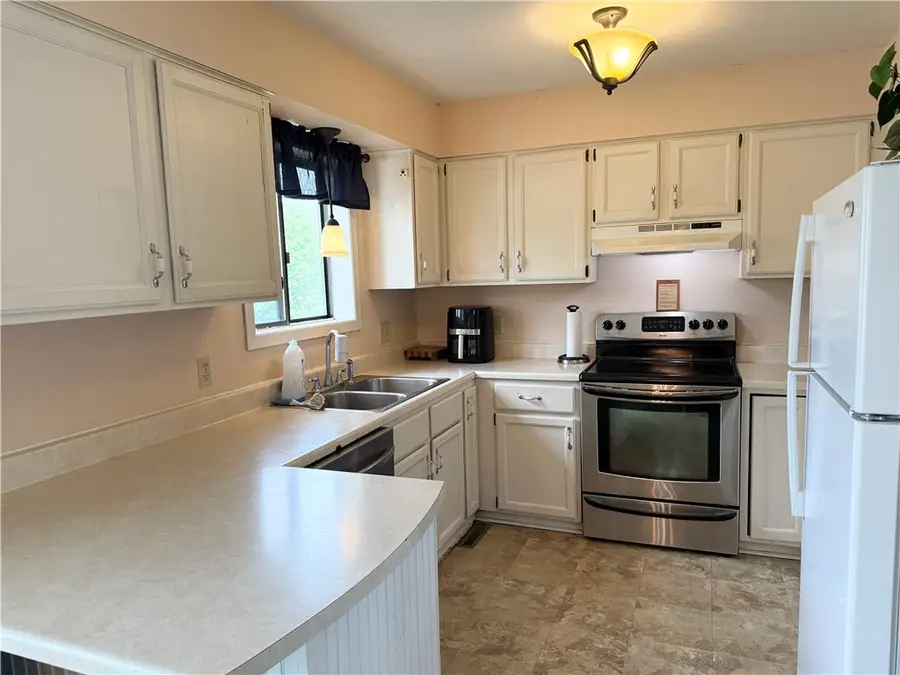 1037 Caroline Street, Billings, MT 59105 - #3