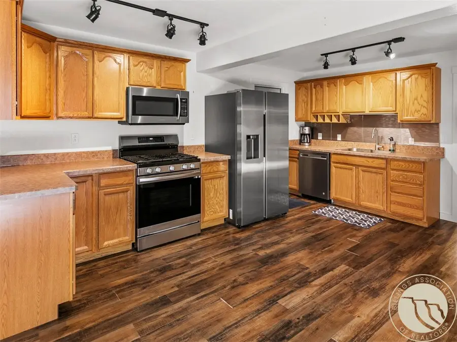 326 N 3rd Street, Columbus, MT 59019 - #2
