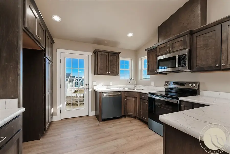 2221 Modera Avenue, Billings, MT 59105 - #3