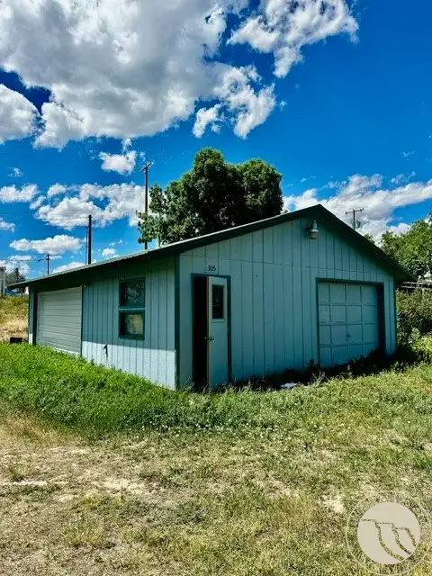 303 E 1st Street E #5-6, Roundup, MT 59072 - #3