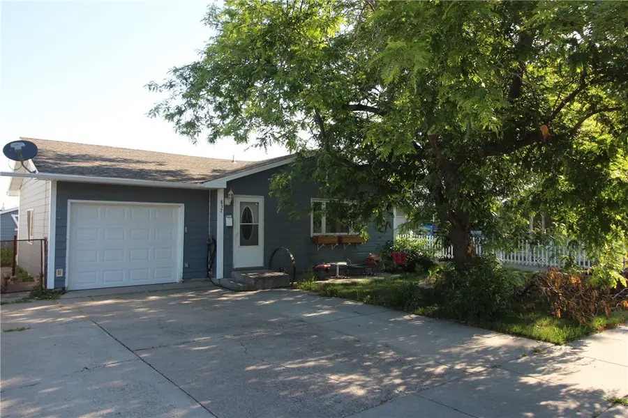 837 1st Street W, Hardin, MT 59034 - #2