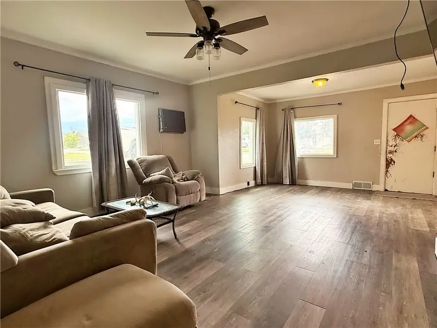 807 4th Street W, Roundup, MT 59072 - #3