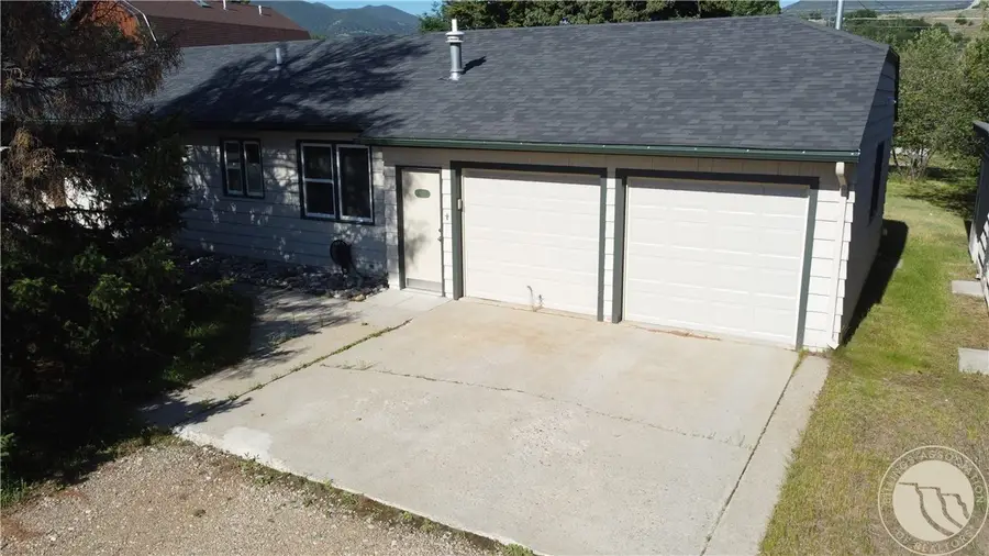 911 Grant Avenue S, Red Lodge, MT 59068 - #2