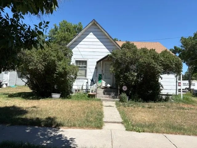 314 E 3rd Avenue N, Columbus, MT 59019 - #1