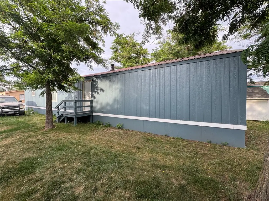 922 Yellowstone River Rd #E-2, Billings, MT 59105 - #1