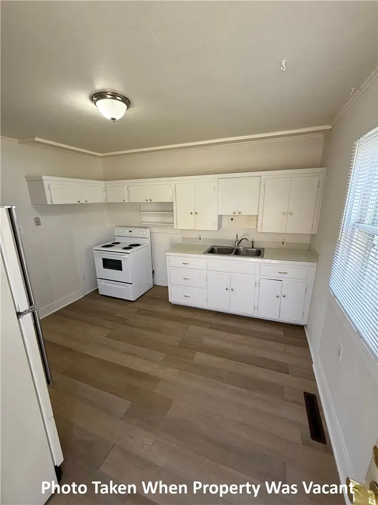 601 E 6th Street, Laurel, MT 59044 - #3