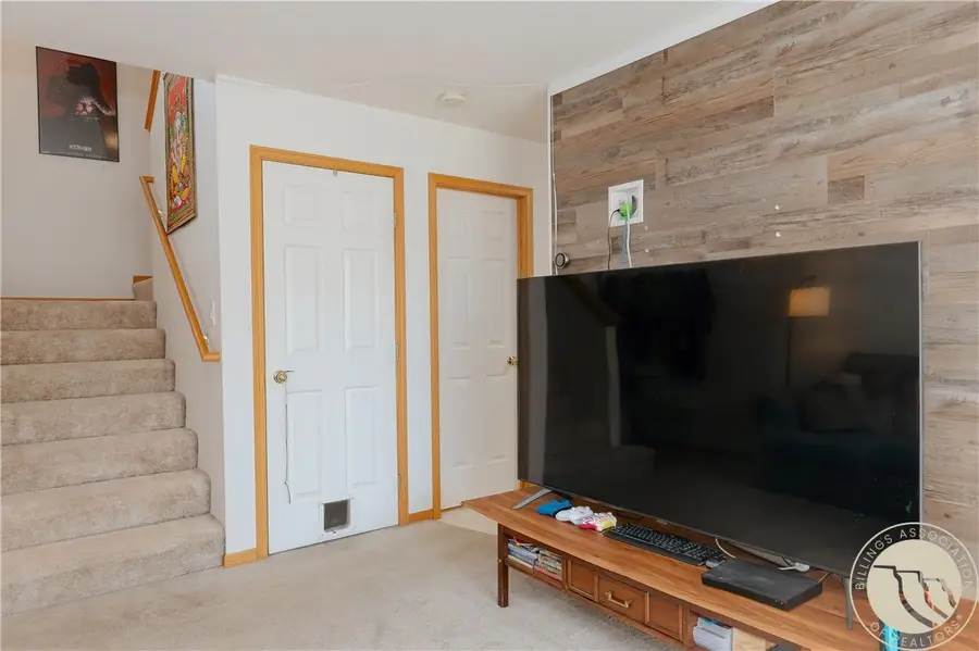 626 S 38th Street W, Billings, MT 59102 - #2