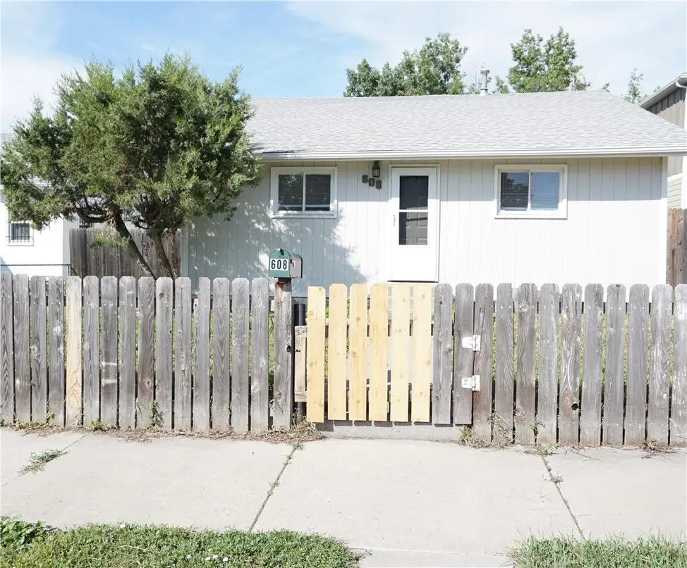 608 S 35th Street, Billings, MT 59101 - #1