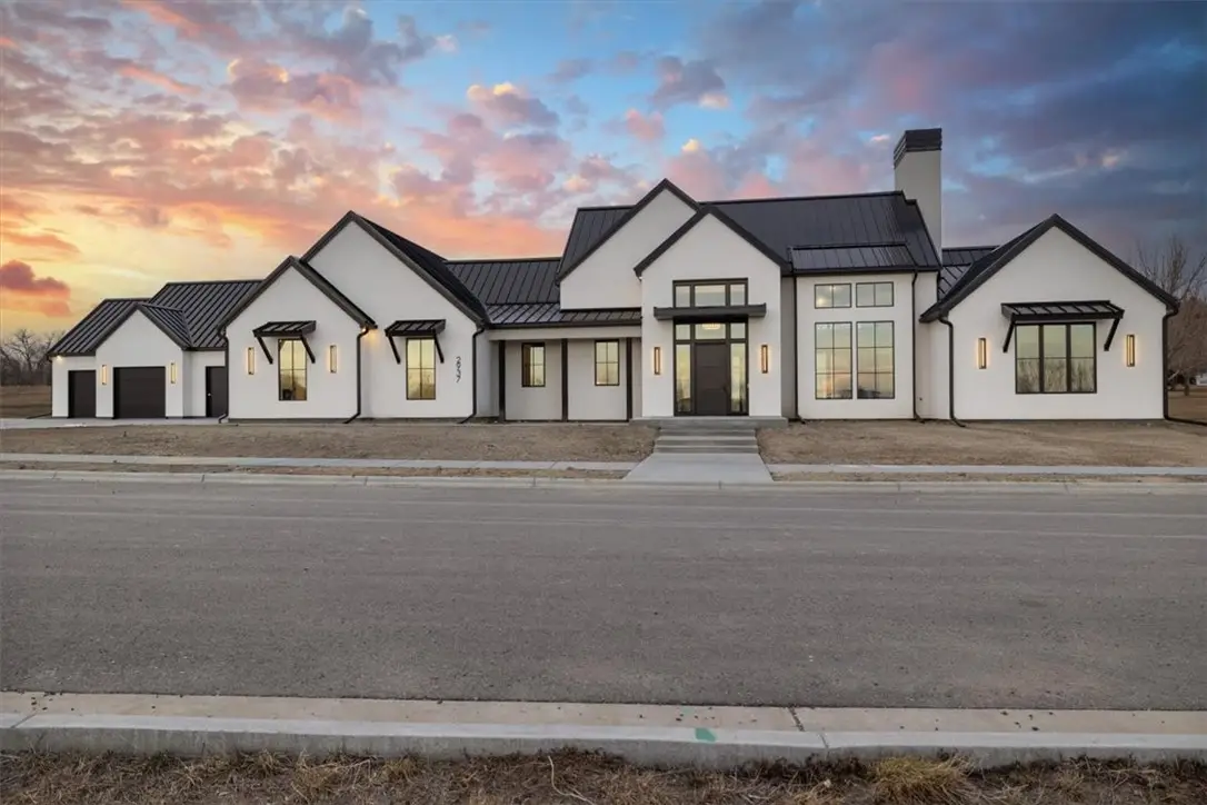 2937 Glynn Abbey Way, Billings, MT 59106 - #1
