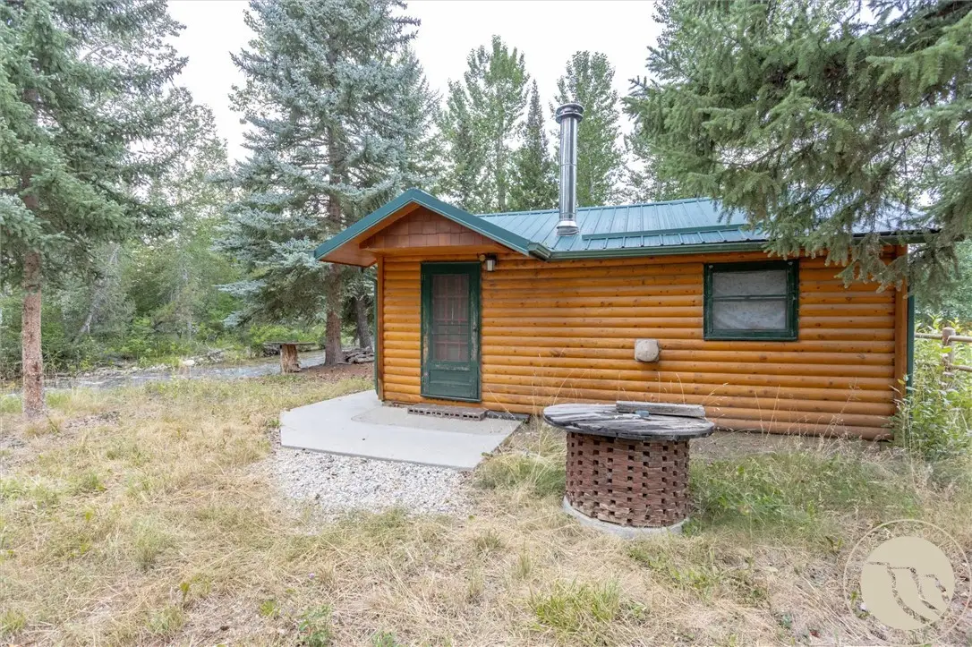 8 Rosebud Isle Road, Fishtail, MT 59028 - #1