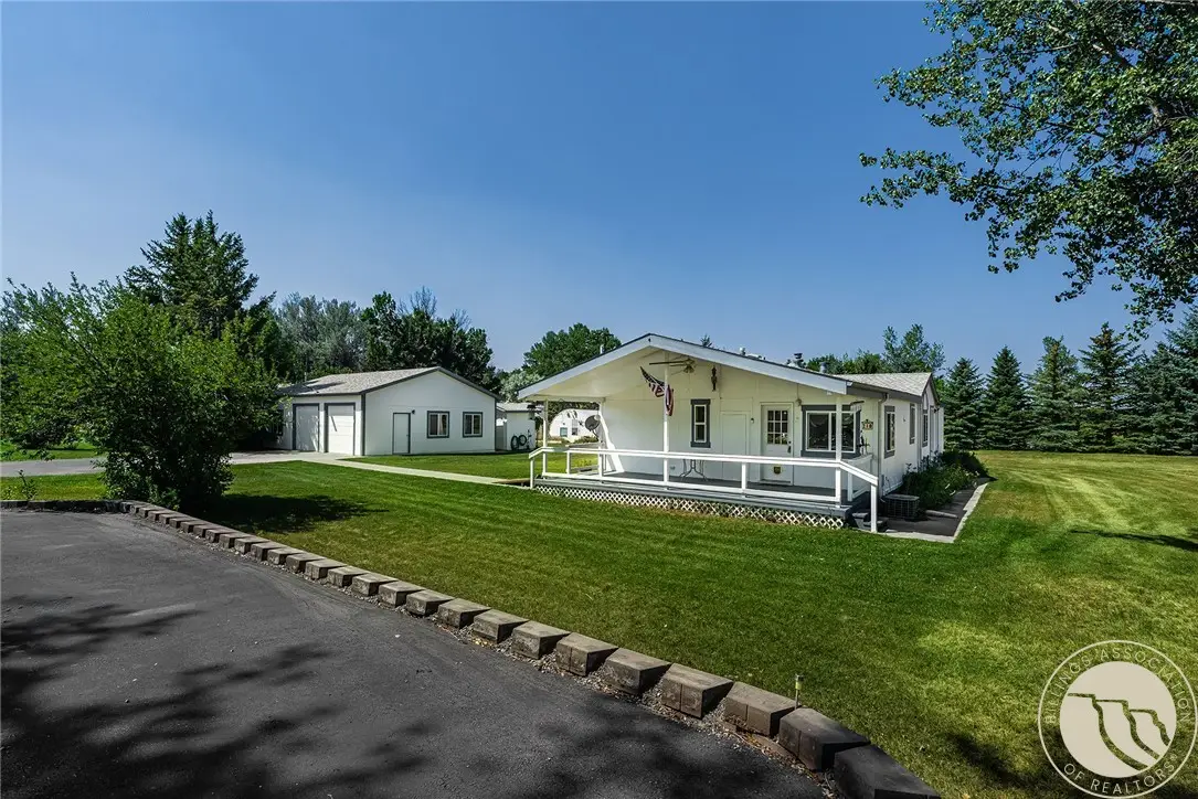 210 Park Street N, Reed Point, MT 59069 - #1