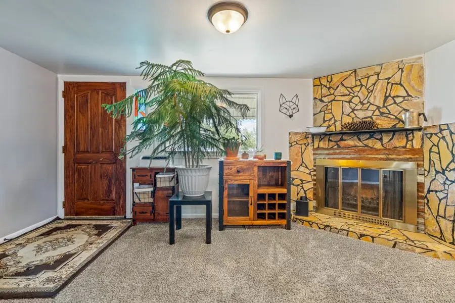 302 6th Avenue, Laurel, MT 59044 - #3