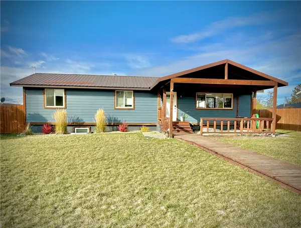 207 Miles Avenue, Clyde Park, MT 59018
