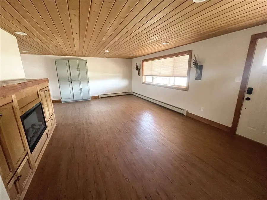 207 Miles Avenue, Clyde Park, MT 59018 - #3